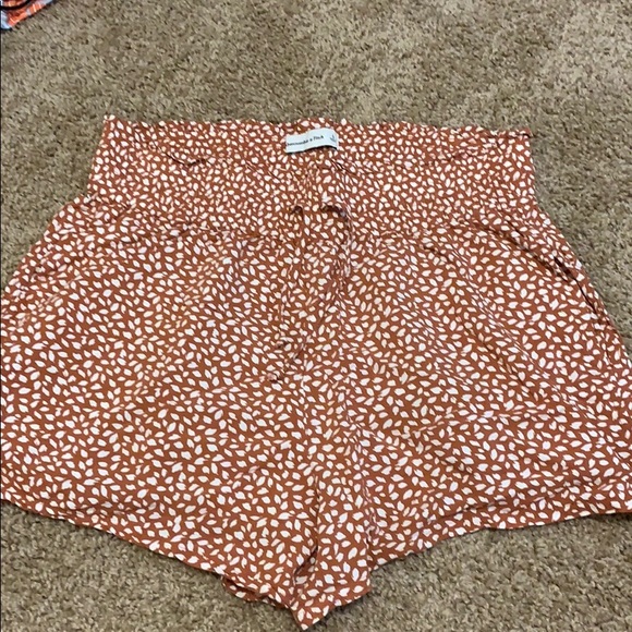 Abercrombie & Fitch Pants - Abercrombie Shorts